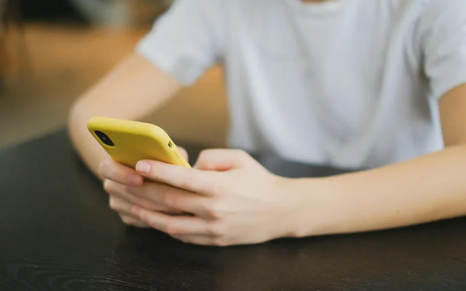 Contenido “slow” en tiempos “fast”: cómo crear mensajes de salud que inviten a quedarse